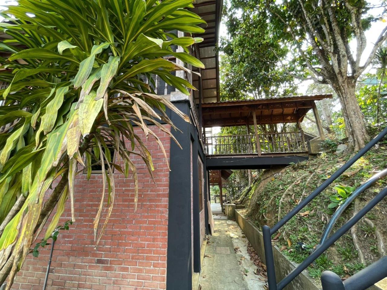 Dr Dusun Hotel Hulu Langat Buitenkant foto