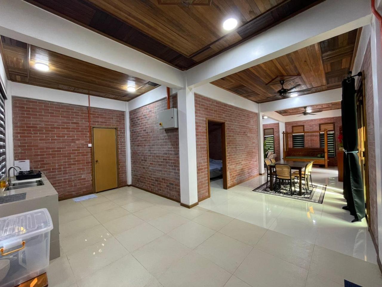 Dr Dusun Hotel Hulu Langat Buitenkant foto