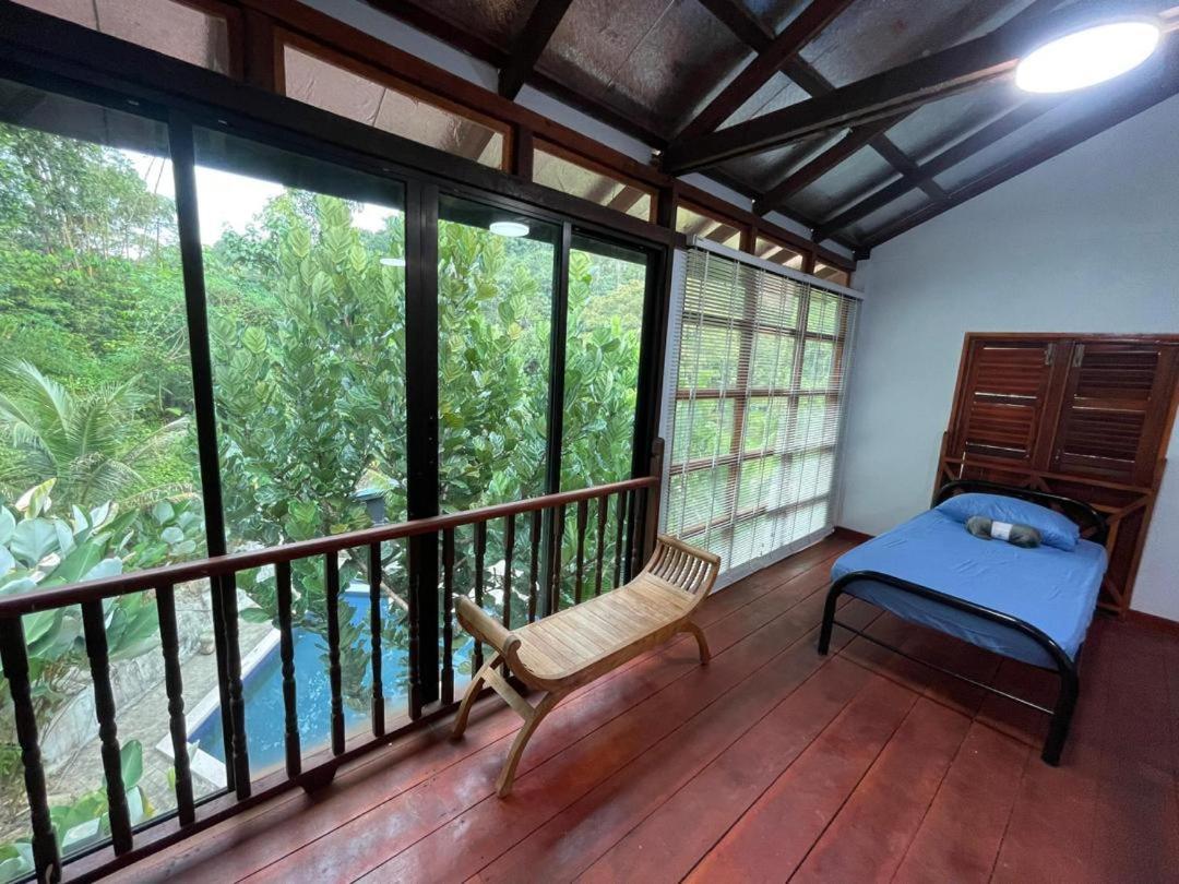 Dr Dusun Hotel Hulu Langat Buitenkant foto