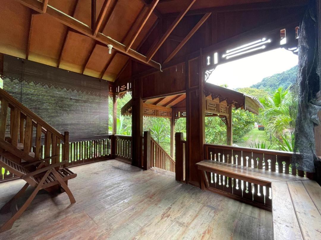 Dr Dusun Hotel Hulu Langat Buitenkant foto