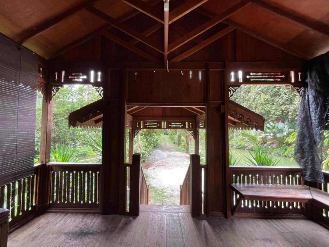 Dr Dusun Hotel Hulu Langat Buitenkant foto